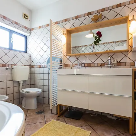 Krpina Apt; Bbq, Private Parking شقة